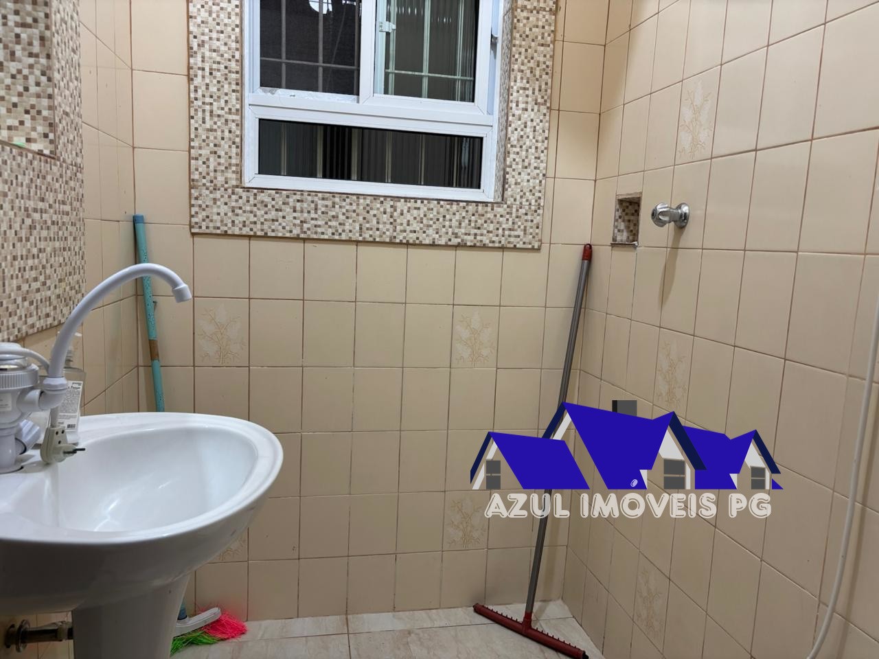 Casa para alugar com 3 quartos, 250m² - Foto 8