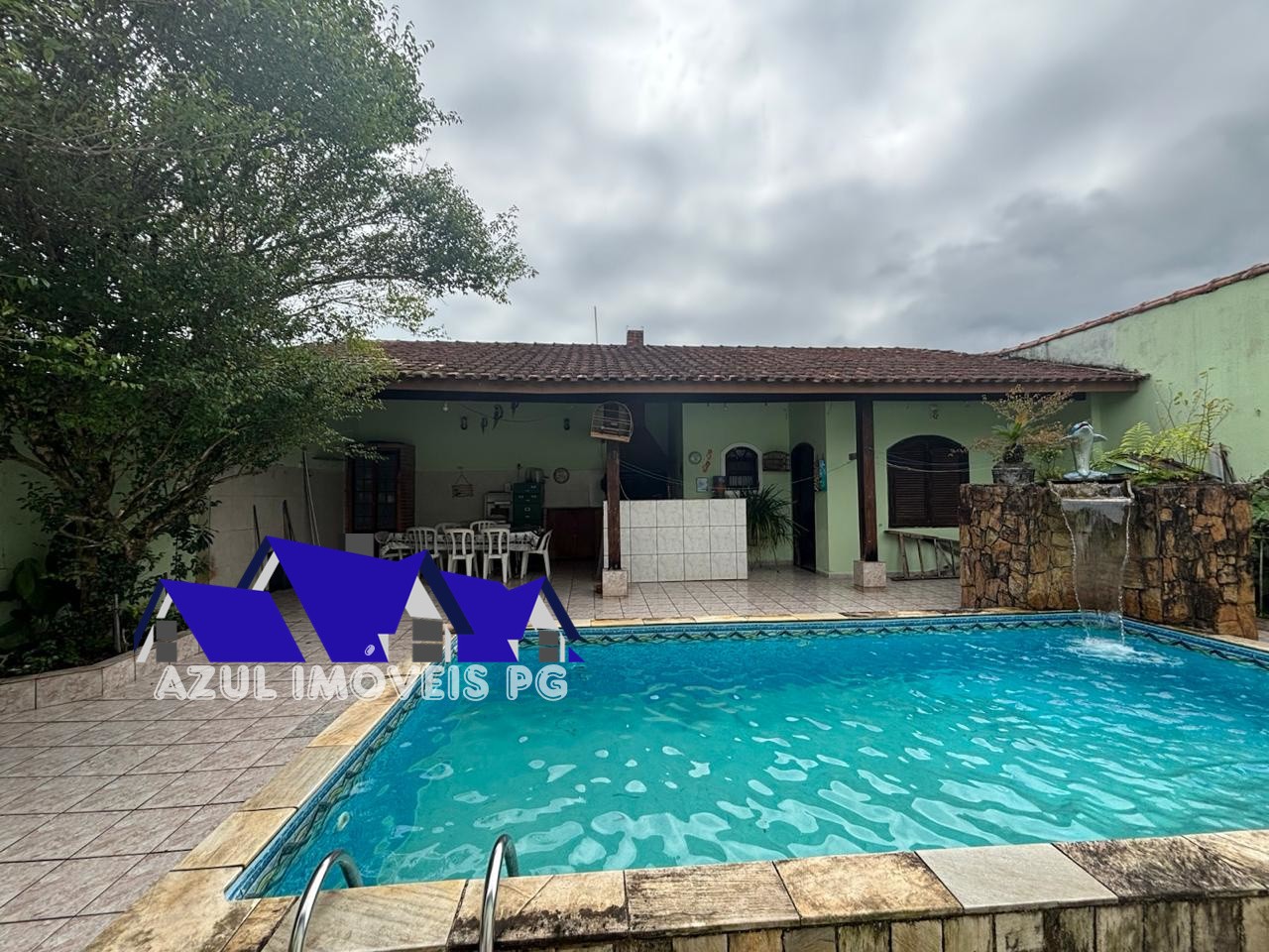 Casa, 3 quartos, 191 m² - Foto 1